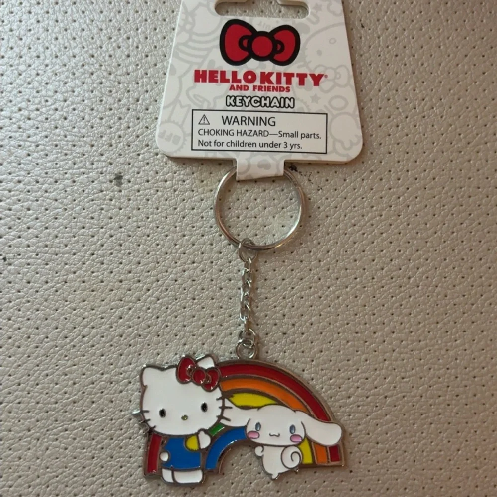 Hello Kitty and Cinnamoroll Keychain - Picture 2 of 2